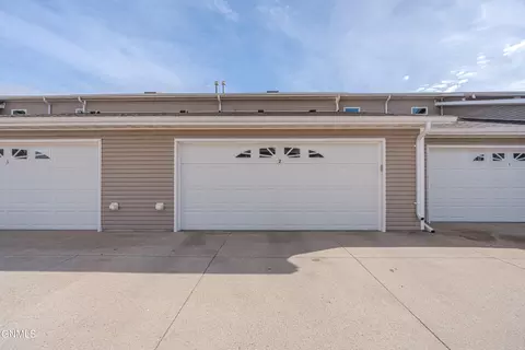 Exterior - 4500 Sundancer Loop SE, Mandan, ND 58554 photo 6 of 8
