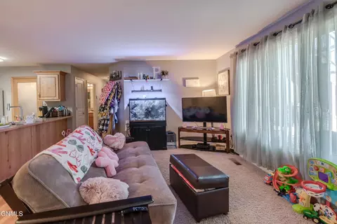 Living - 4500 Sundancer Loop SE, Mandan, ND 58554 photo 1 of 1