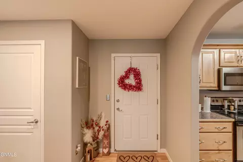 Entry Way - 4500 Sundancer Loop SE, Mandan, ND 58554 photo 1 of 3