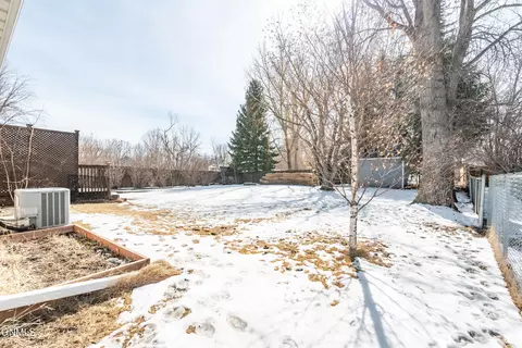 Exterior - 21 Eckleson Rd, Lincoln, ND 58504 photo 2 of 5