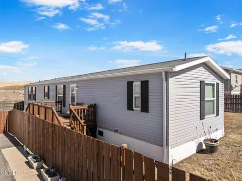 14291 Painted Woods Dr, Williston, ND 58801 photo 3