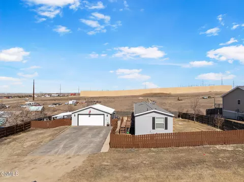 14291 Painted Woods Dr, Williston, ND 58801