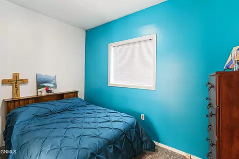 Bedroom - 1019 7th Ave W, Williston, ND 58801 photo 2 of 4