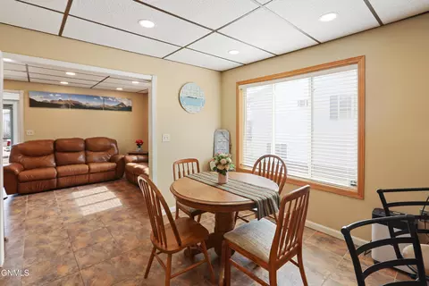 Dining - 1019 7th Ave W, Williston, ND 58801 photo 3 of 3