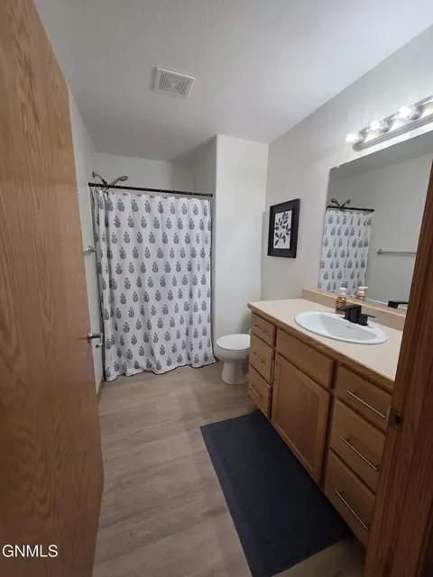 2120 Sundancer Loop SE, Mandan, ND 58554 photo 21