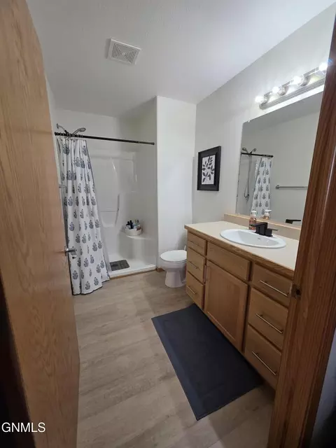 2120 Sundancer Loop SE, Mandan, ND 58554 photo 37