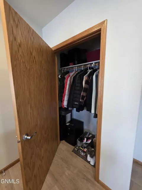 2120 Sundancer Loop SE, Mandan, ND 58554 photo 41
