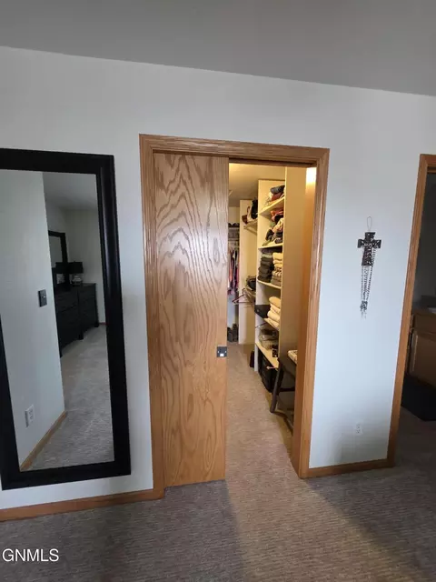 2120 Sundancer Loop SE, Mandan, ND 58554 photo 20