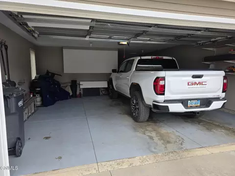2120 Sundancer Loop SE, Mandan, ND 58554 photo 32