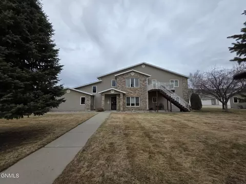 2120 Sundancer Loop SE, Mandan, ND 58554 photo 46