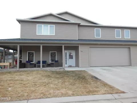 730 Compass Loop, Bismarck, ND 58504