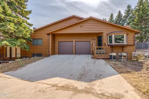 406 E Brandon Dr, Bismarck, ND 58503