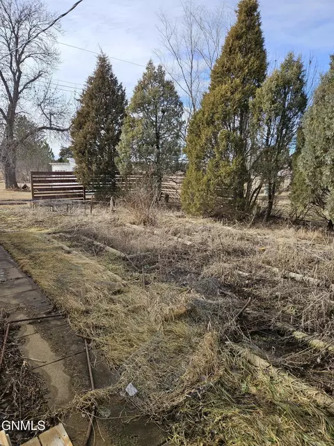 Other - 425 Elk St, Hebron, ND 58638 photo 7 of 22
