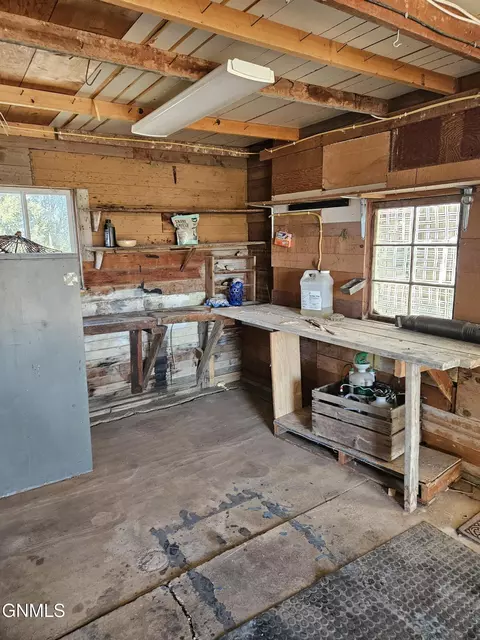 Other - 425 Elk St, Hebron, ND 58638 photo 20 of 22