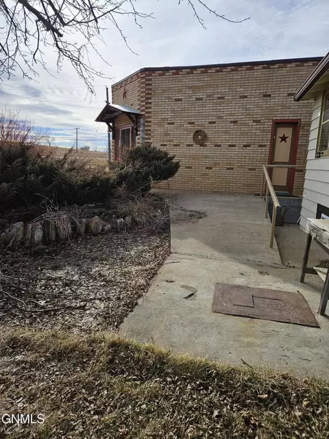 Other - 425 Elk St, Hebron, ND 58638 photo 8 of 22
