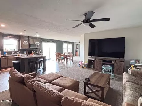 60 Spring Creek Rd, Plentywood, MT 59254