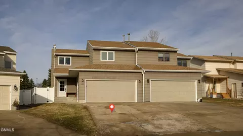 107 E Brandon Dr, Bismarck, ND 58503