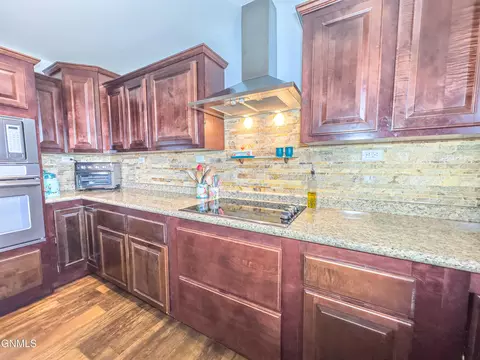 Kitchen - 14903 Cochise St, Williston, ND 58801 photo 3 of 3