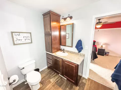 Bath - 14903 Cochise St, Williston, ND 58801 photo 2 of 4