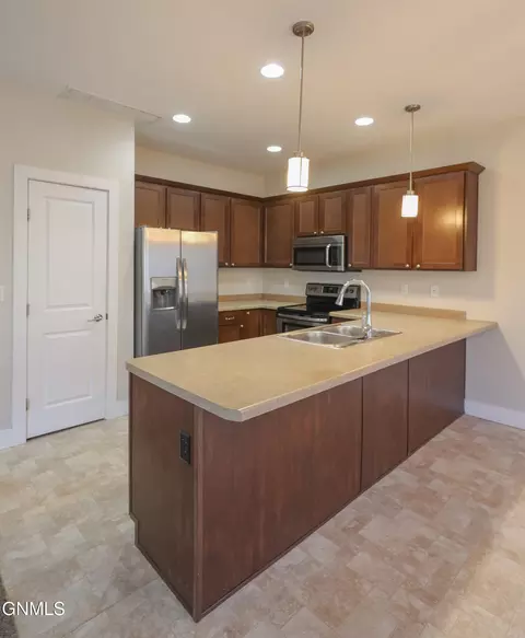 Kitchen - 2726 27th St W, Williston, ND 58801 photo 1 of 1
