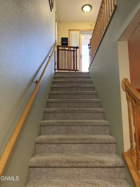 4407 Chamberlain Dr, Bismarck, ND 58503 photo 19