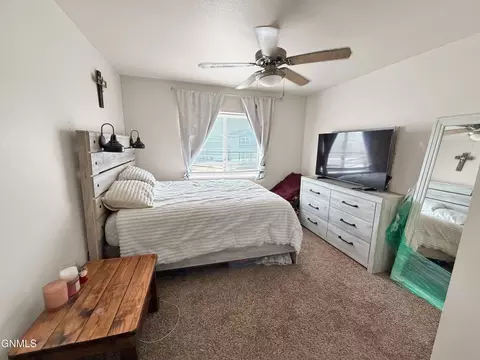 Bedroom - 3604 Long Branch Ave, Williston, ND 58801 photo 3 of 3