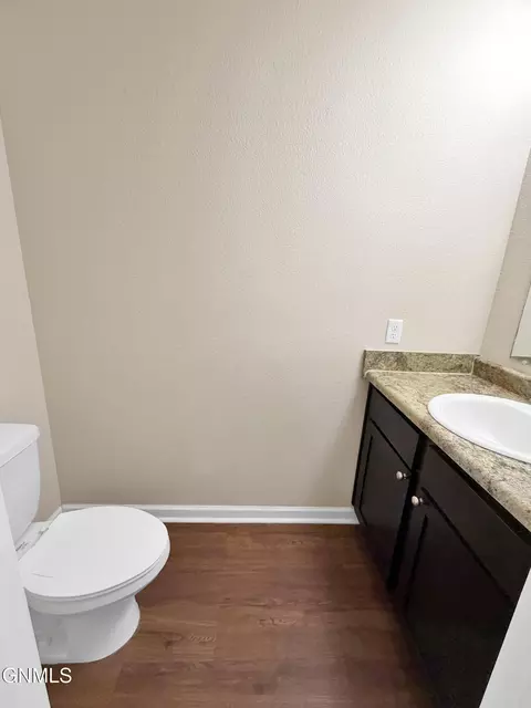 Bath - 3604 Long Branch Ave, Williston, ND 58801 photo 1 of 3