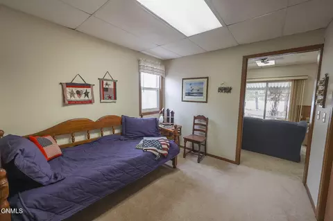 Bedroom - 272 273 Blacktail Dr, Williston, ND 58801 photo 3 of 5