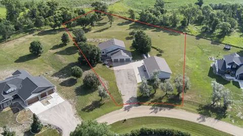 View/Area - 6940 Horseshoe Bnd, Bismarck, ND 58503 photo 6 of 6