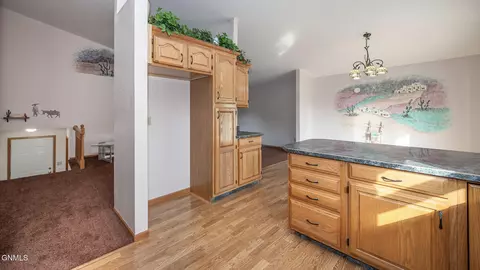 Kitchen - 6940 Horseshoe Bnd, Bismarck, ND 58503 photo 5 of 5