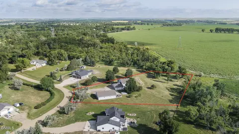 View/Area - 6940 Horseshoe Bnd, Bismarck, ND 58503 photo 5 of 6