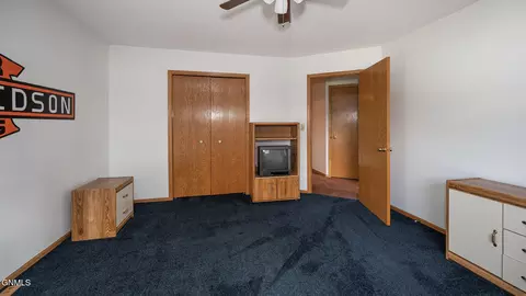 Bedroom - 6940 Horseshoe Bnd, Bismarck, ND 58503 photo 2 of 9