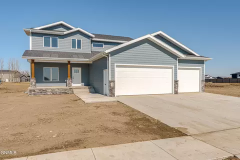 328 Kamrose Dr, Bismarck, ND 58504