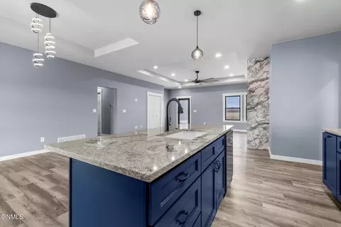 Kitchen - 5485 Nicholas Ave NW, Williston, ND 58801 photo 7 of 9