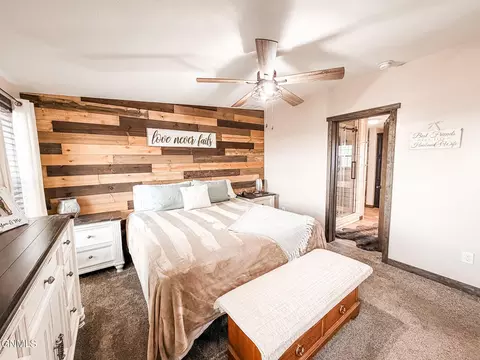 Bedroom - 14038 Prairie Ln, Williston, ND 58801 photo 3 of 6