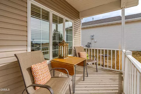 Exterior - 342 Lorrain Dr, Bismarck, ND 58503 photo 6 of 11