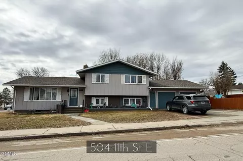 504 11th St E, Williston, ND 58801