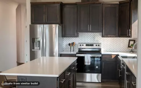 Kitchen - 4806 Cornice Loop, Bismarck, ND 58503 photo 2 of 2