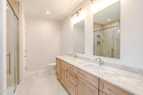 Bath - 4314 Downing St, Bismarck, ND 58504 photo 2 of 22