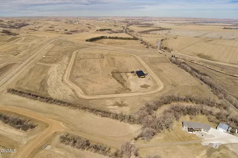 3521 Honey Loop, Mandan, ND 58554