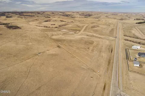 3515 Rhone Dr, Mandan, ND 58554