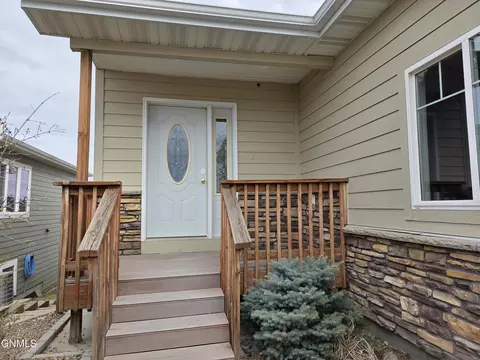 Exterior - 1228 23rd St W, Dickinson, ND 58601 photo 2 of 9