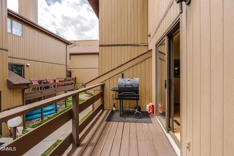 Exterior - 2877 Warwick Loop, Bismarck, ND 58504 photo 5 of 9