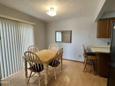 Dining - 2877 Warwick Loop, Bismarck, ND 58504 photo 2 of 2