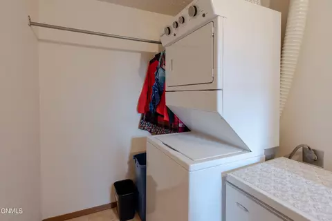 Other - 2877 Warwick Loop, Bismarck, ND 58504 photo 5 of 8