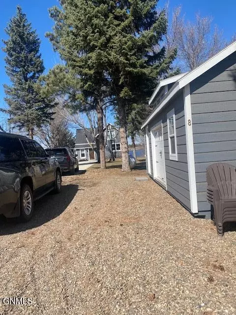 Other - 8 Patterson Lake Dr, Dickinson, ND 58601 photo 5 of 36