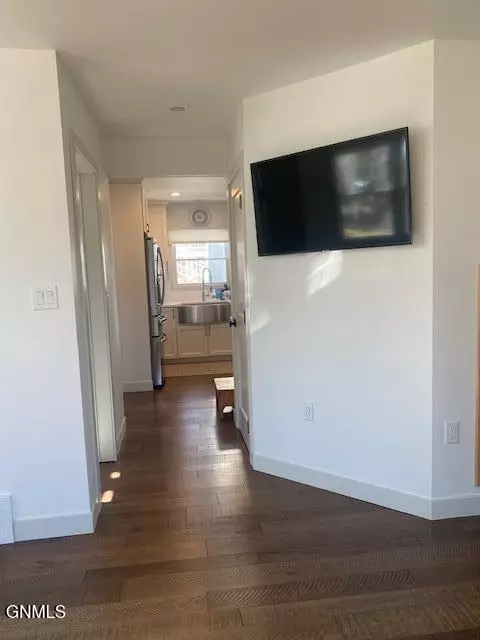 Entry Way - 8 Patterson Lake Dr, Dickinson, ND 58601 photo 2 of 3
