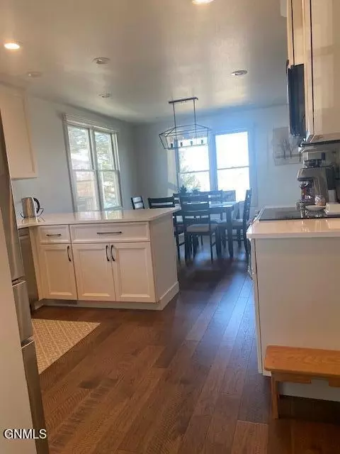 Kitchen - 8 Patterson Lake Dr, Dickinson, ND 58601 photo 9 of 9