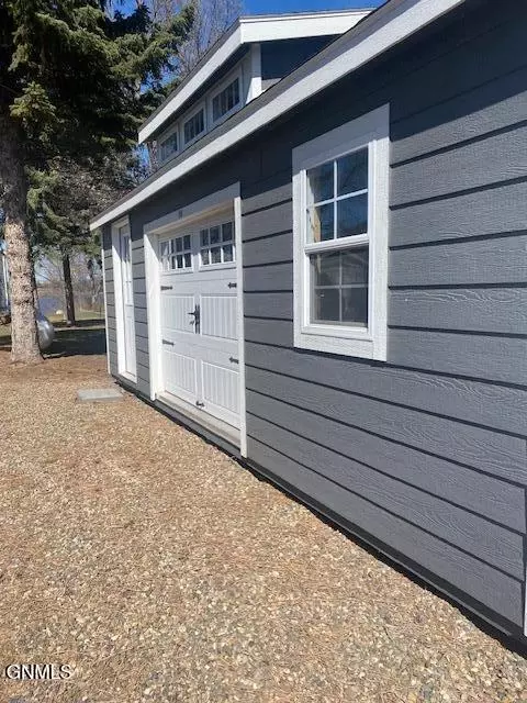Other - 8 Patterson Lake Dr, Dickinson, ND 58601 photo 7 of 36