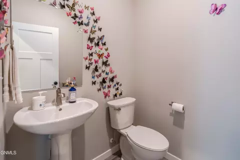 Bath - 5602 Titanium Dr, Bismarck, ND 58503 photo 1 of 12